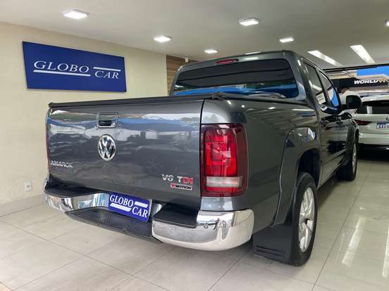 VOLKSWAGEN-AMAROK-2018