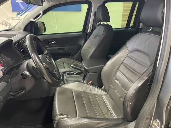 VOLKSWAGEN-AMAROK-3.0 V6 TDI DIESEL HIGHLINE CD 4MOTION AUTOMÁTICO VOLKSWAGEN-AMAROK-2018