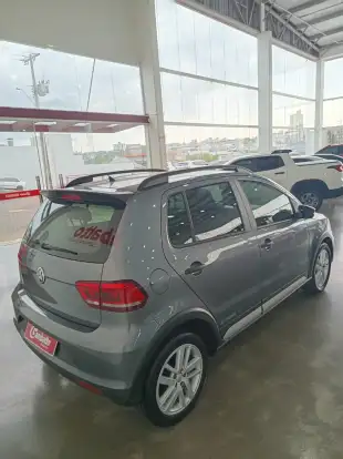 VOLKSWAGEN-FOX-2018