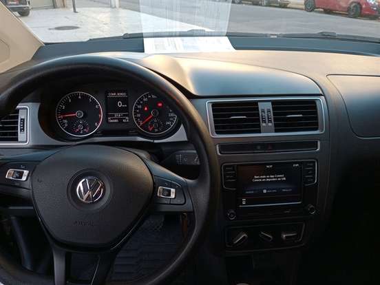 VOLKSWAGEN-FOX-1.6 MSI TOTAL FLEX CONNECT 4P I-MOTION VOLKSWAGEN-FOX-2019