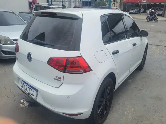VOLKSWAGEN-GOLF-1.4 TSI COMFORTLINE 16V GASOLINA 4P AUTOMÁTICO VOLKSWAGEN-GOLF-2015