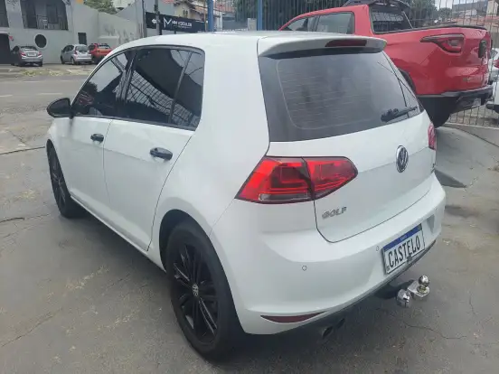 VOLKSWAGEN-GOLF-1.4 TSI COMFORTLINE 16V GASOLINA 4P AUTOMÁTICO VOLKSWAGEN-GOLF-2015
