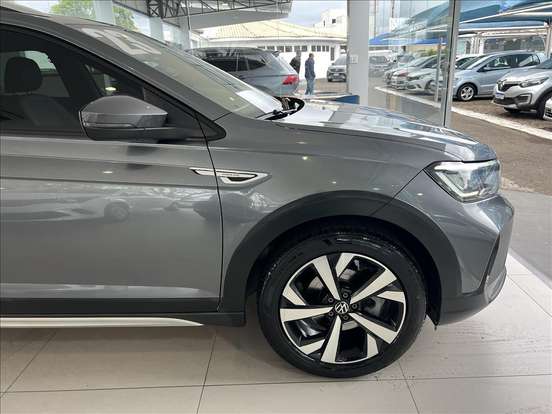 VOLKSWAGEN-NIVUS-1.0 200 TSI TOTAL FLEX HIGHLINE AUTOMÁTICO VOLKSWAGEN-NIVUS-2022