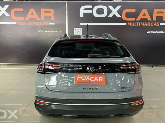 VOLKSWAGEN-NIVUS-1.0 200 TSI TOTAL FLEX HIGHLINE AUTOMÁTICO VOLKSWAGEN-NIVUS-2024