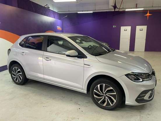 VOLKSWAGEN-POLO-2023