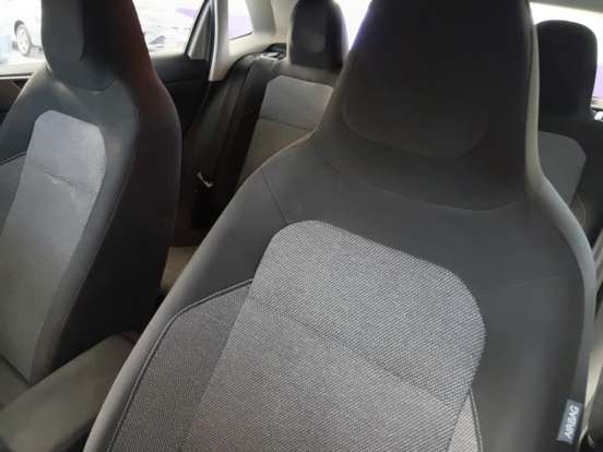 VOLKSWAGEN-POLO-2024