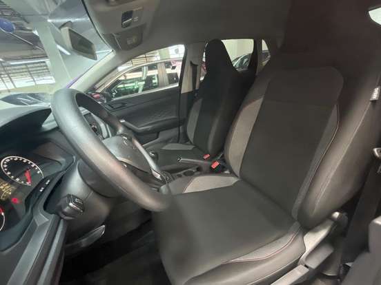 VOLKSWAGEN-POLO-2023