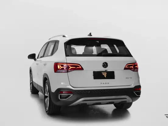VOLKSWAGEN-TAOS-1.4 250 TSI TOTAL FLEX COMFORTLINE AUTOMÁTICO VOLKSWAGEN-TAOS-2022