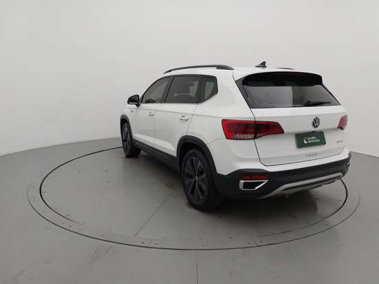 VOLKSWAGEN-TAOS-2024