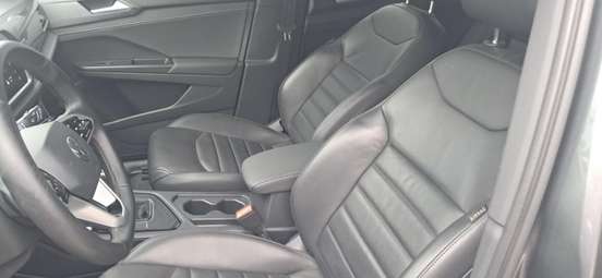 VOLKSWAGEN-TAOS-2024