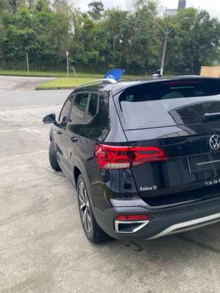 VOLKSWAGEN-TAOS-2022
