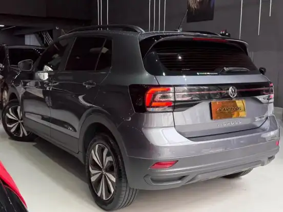 VOLKSWAGEN-T-CROSS-2023