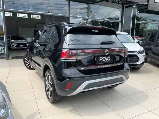 VOLKSWAGEN-T-CROSS-2025