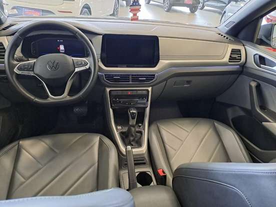 VOLKSWAGEN-T-CROSS-2024
