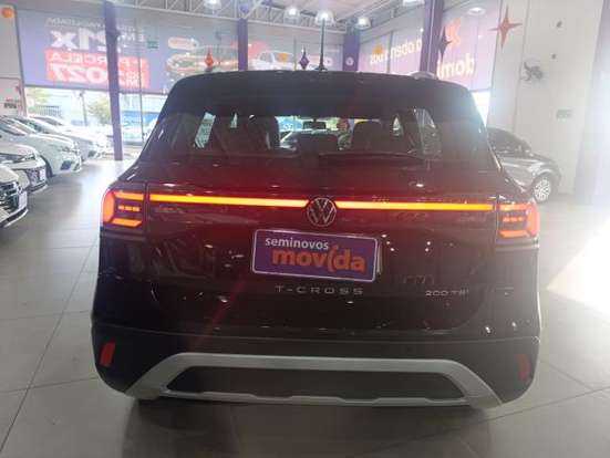 VOLKSWAGEN-T-CROSS-2024