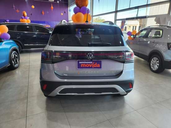VOLKSWAGEN-T-CROSS-2025