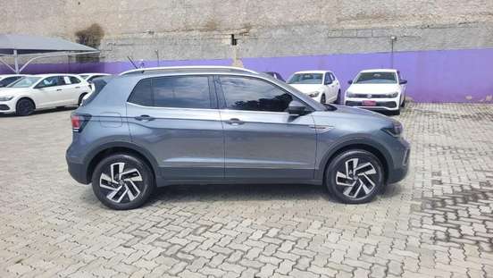 VOLKSWAGEN-T-CROSS-1.4 250 TSI TOTAL FLEX HIGHLINE AUTOMÁTICO VOLKSWAGEN-T-CROSS-2024