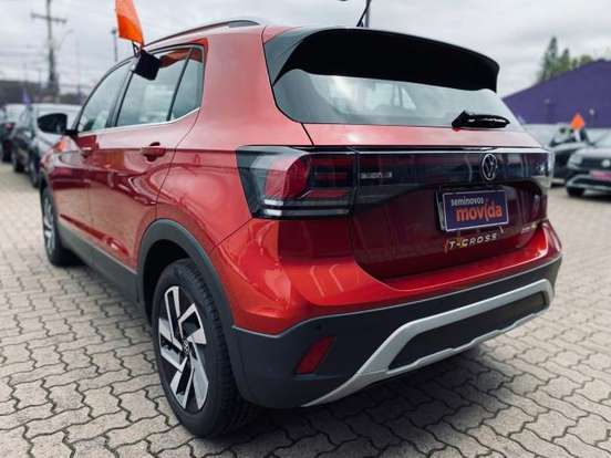 VOLKSWAGEN-T-CROSS-2025