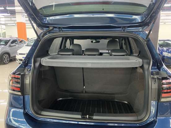VOLKSWAGEN-T-CROSS-2022