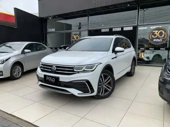 VOLKSWAGEN-TIGUAN-2023