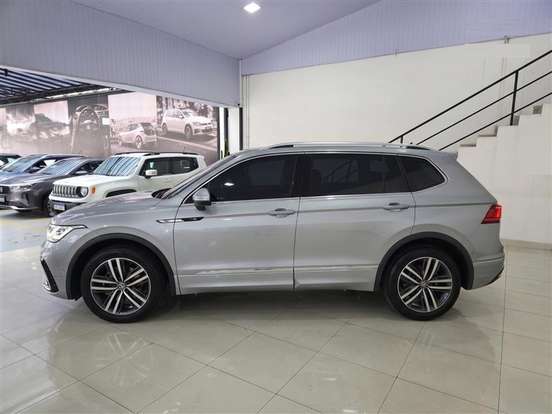 VOLKSWAGEN-TIGUAN-2024