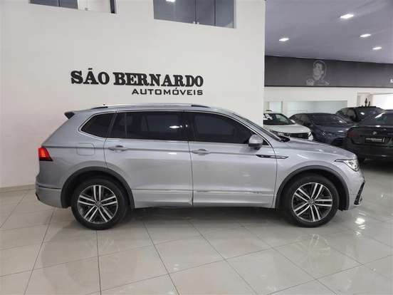 VOLKSWAGEN-TIGUAN-2.0 300 TSI GASOLINA ALLSPACE R-LINE AUTOMÁTICO VOLKSWAGEN-TIGUAN-2024