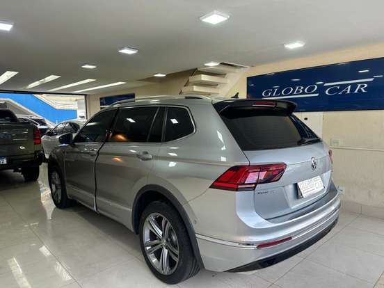 VOLKSWAGEN-TIGUAN-2019