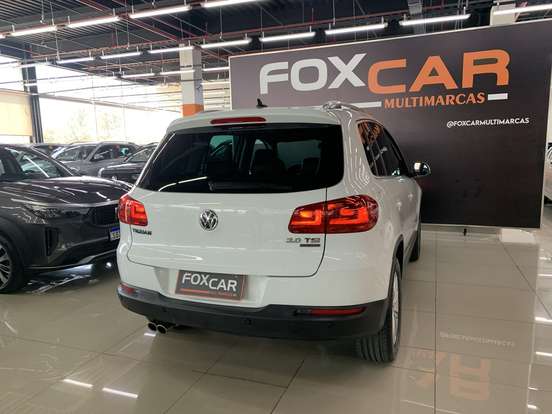 VOLKSWAGEN-TIGUAN-2.0 TSI 16V TURBO GASOLINA 4P TIPTRONIC VOLKSWAGEN-TIGUAN-2014