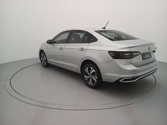 VOLKSWAGEN-VIRTUS-2023