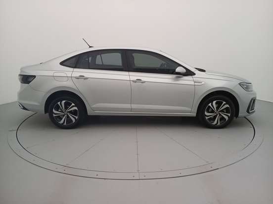 VOLKSWAGEN-VIRTUS-2023