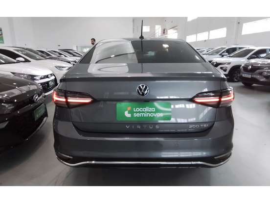 VOLKSWAGEN-VIRTUS-2023