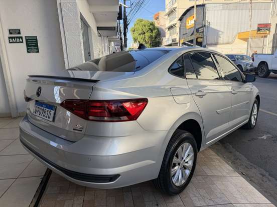 VOLKSWAGEN-VIRTUS-1.6 MSI TOTAL FLEX AUTOMÁTICO VOLKSWAGEN-VIRTUS-2018