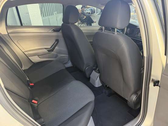 VOLKSWAGEN-VIRTUS-1.6 MSI TOTAL FLEX AUTOMÁTICO VOLKSWAGEN-VIRTUS-2018