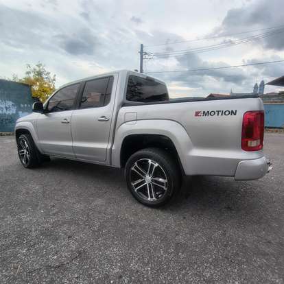 VOLKSWAGEN-AMAROK-2013