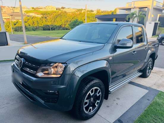 VOLKSWAGEN-AMAROK-2023