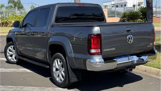 VOLKSWAGEN-AMAROK-2023