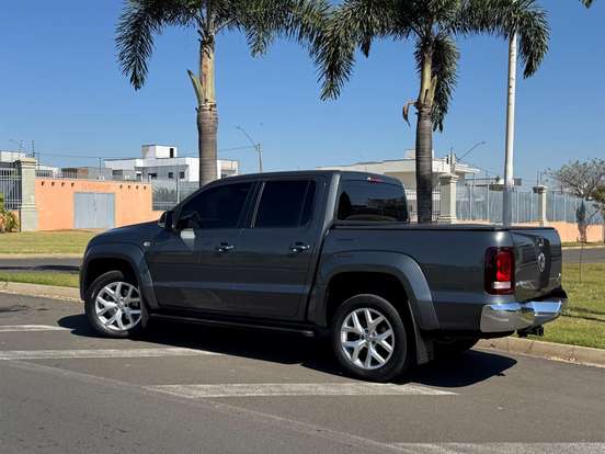 VOLKSWAGEN-AMAROK-3.0 V6 TDI DIESEL HIGHLINE CD 4MOTION AUTOMÁTICO VOLKSWAGEN-AMAROK-2023