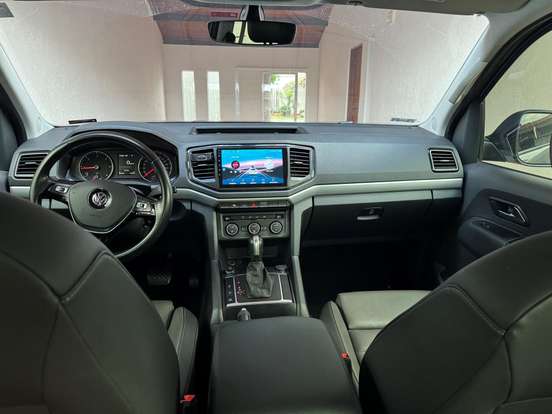 VOLKSWAGEN-AMAROK-2023