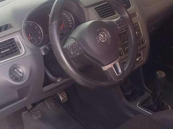 VOLKSWAGEN-CROSSFOX-1.6 MI FLEX 8V 4P MANUAL VOLKSWAGEN-CROSSFOX-2013