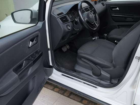 VOLKSWAGEN-CROSSFOX-1.6 MSI FLEX 16V 4P AUTOMATIZADO VOLKSWAGEN-CROSSFOX-2016