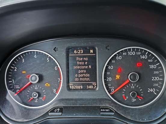 VOLKSWAGEN-CROSSFOX-1.6 MSI FLEX 16V 4P AUTOMATIZADO VOLKSWAGEN-CROSSFOX-2016