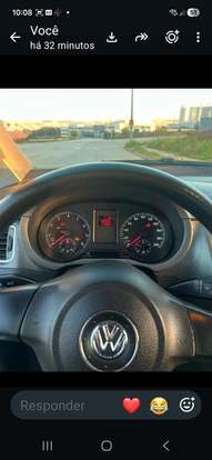 VOLKSWAGEN-FOX-2014
