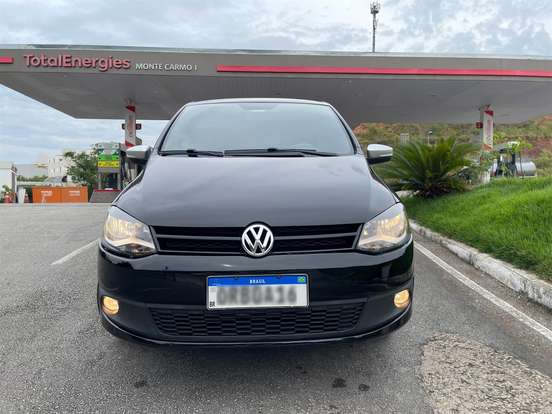 VOLKSWAGEN-FOX-1.6 MI ROCK IN RIO 8V FLEX 4P MANUAL VOLKSWAGEN-FOX-2013