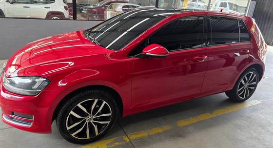 VOLKSWAGEN GOLF 1.4 TSI HIGHLINE 16V GASOLINA 4P AUTOMÁTICO