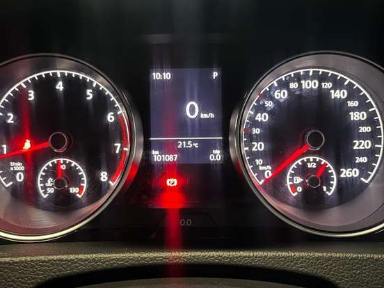 VOLKSWAGEN-GOLF-1.4 TSI HIGHLINE 16V GASOLINA 4P AUTOMÁTICO VOLKSWAGEN-GOLF-2015