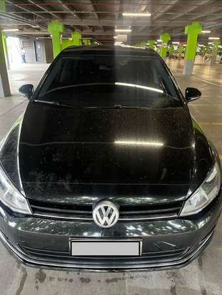 VOLKSWAGEN-GOLF-2015