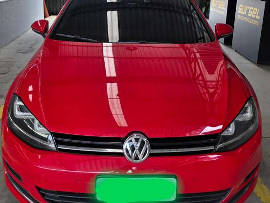 VOLKSWAGEN-GOLF-1.4 TSI HIGHLINE 16V GASOLINA 4P AUTOMÁTICO VOLKSWAGEN-GOLF-2013