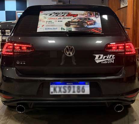 VOLKSWAGEN-GOLF-2017