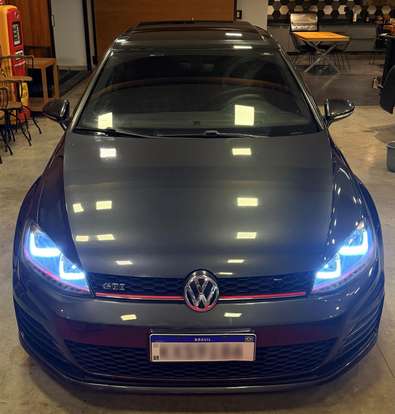 VOLKSWAGEN-GOLF-2017