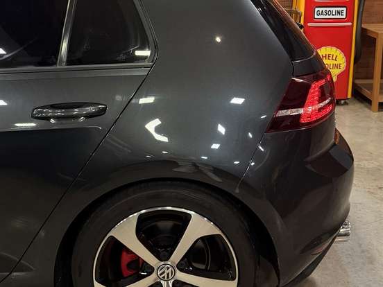 VOLKSWAGEN-GOLF-2.0 TSI GTI 16V TURBO GASOLINA 4P AUTOMÁTICO VOLKSWAGEN-GOLF-2017